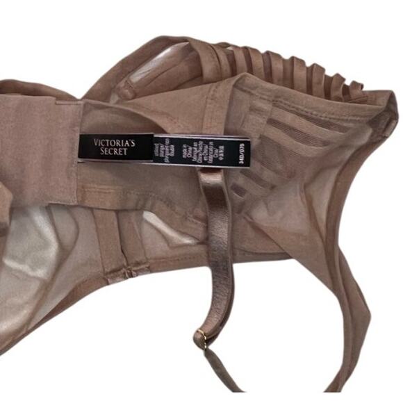 Victoria's Secret Unlined Plunge Bra 34D - Picture 3 of 3